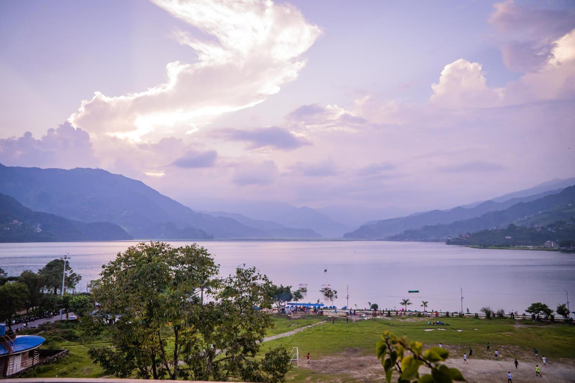 Hotel Fewa Camp Pokhara Exterior foto